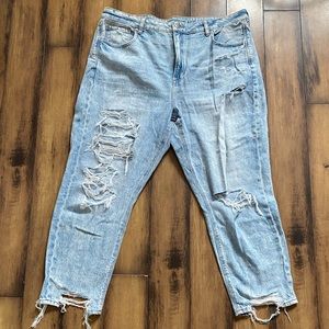 Distressed American Eagle Mom Jeans